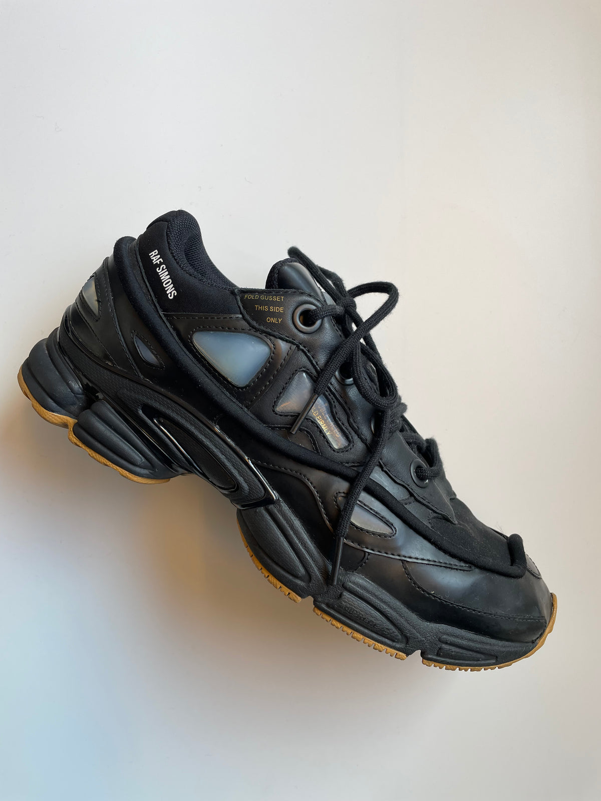 RAF SIMONS Ozweego Bunny Sneaker