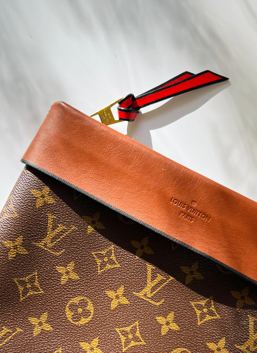 Louis Vuitton Pochette Monogram