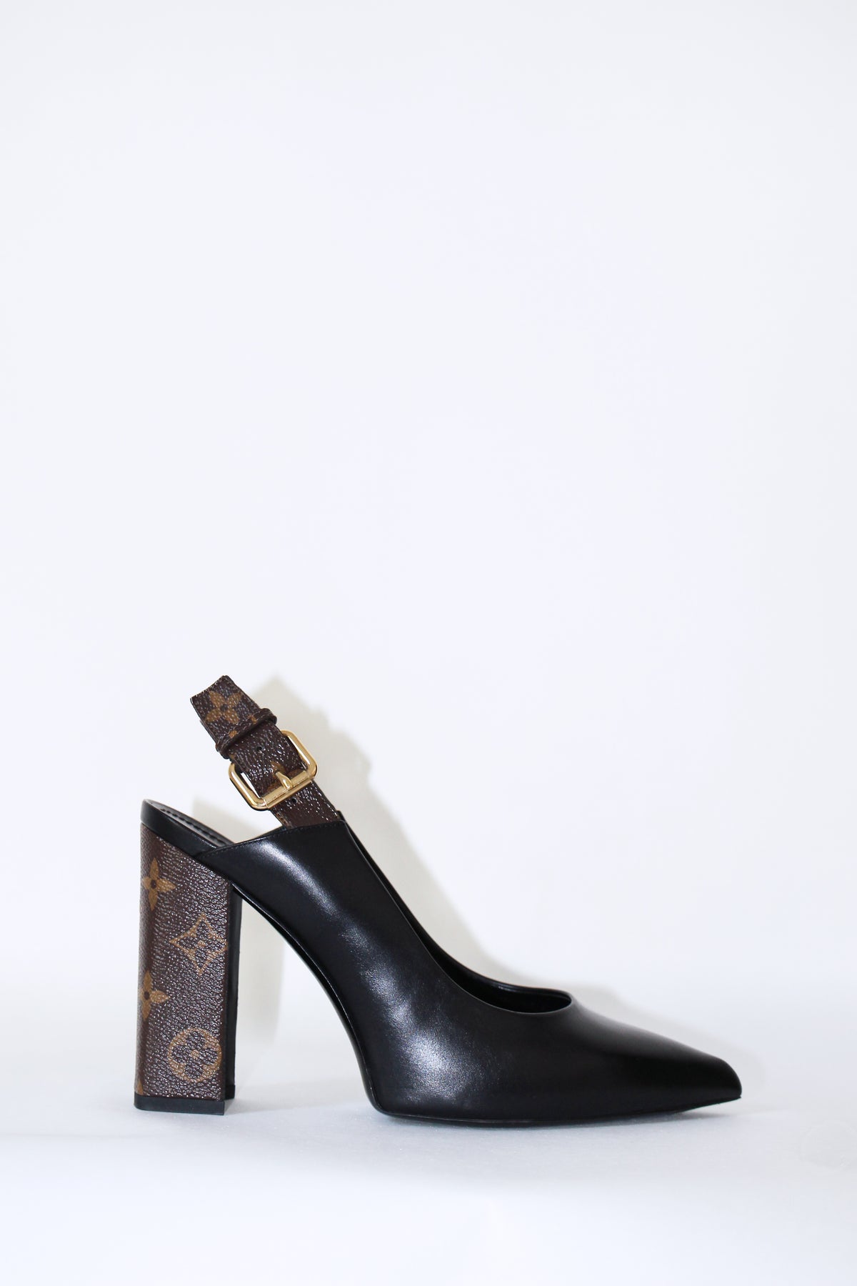 LOUIS VUITTON Heels