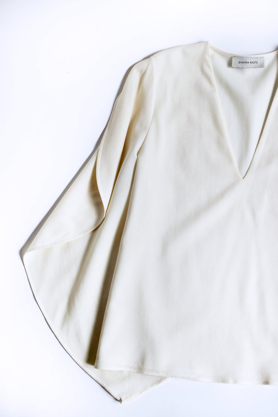SHAINA MOTE Top