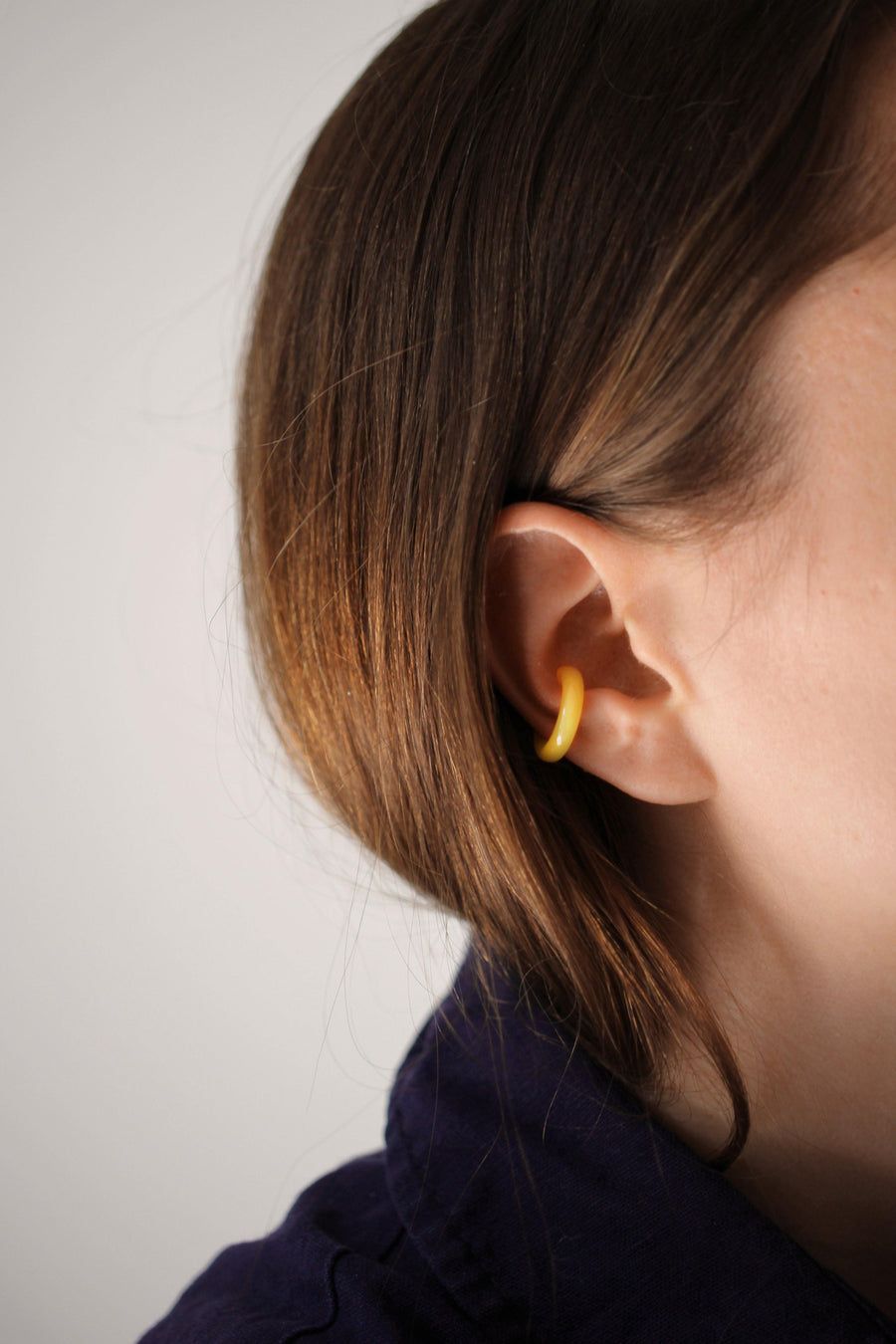 SASKIA DIEZ - SEMIPRECIOUS YELLOW EARCUFF - The Good Store Berlin