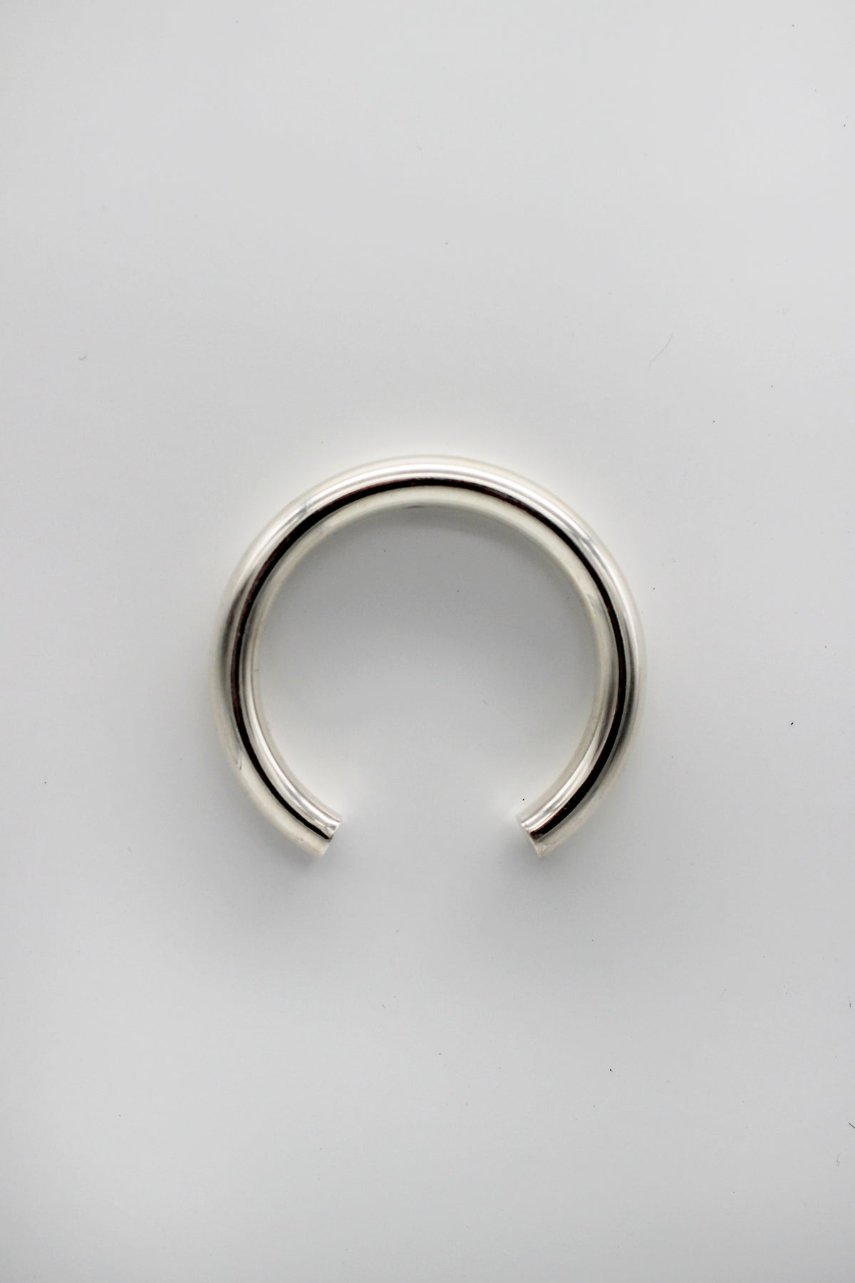 SASKIA DIEZ Silver Bold Bangle