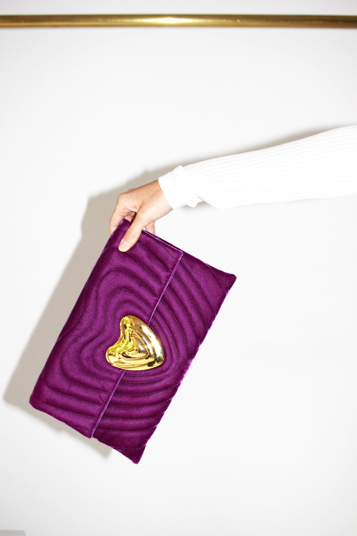 ESCADA CLUTCH - The Good Store Berlin