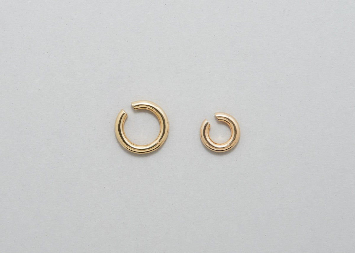 SASKIA DIEZ - BOLD EARCUFF  NO 3 GOLD