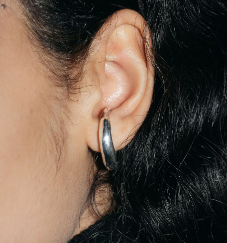 YCCIJ Habibi Earcuff