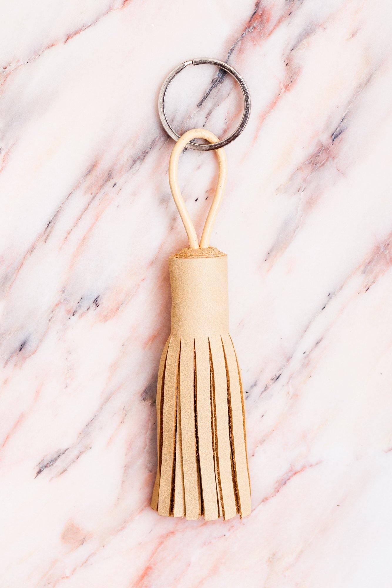 Coppius Leather Key Chain Tassle Beige - The Good Store Berlin