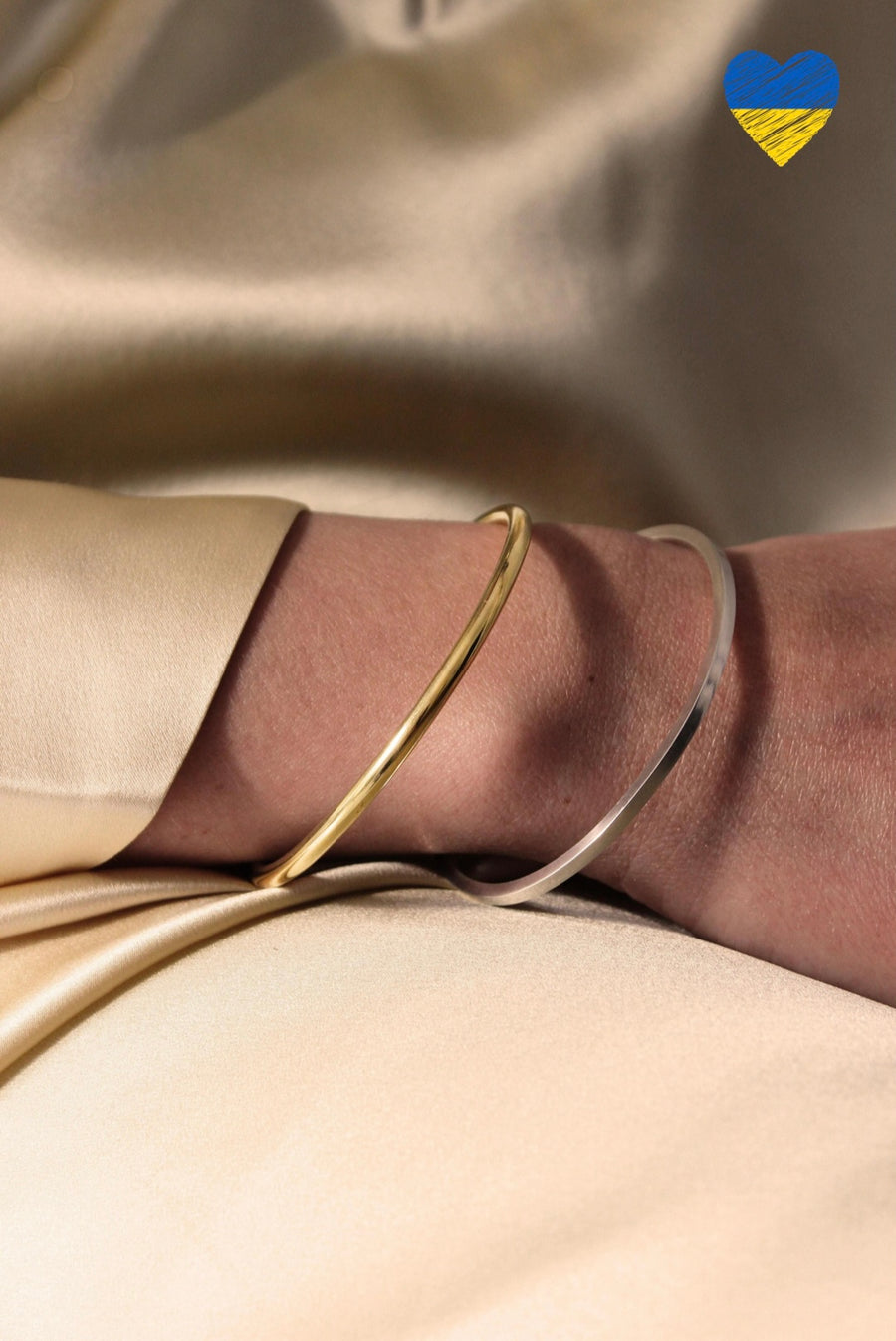 KIKI DIETERLE Simple Bangle Round Wire gold plated