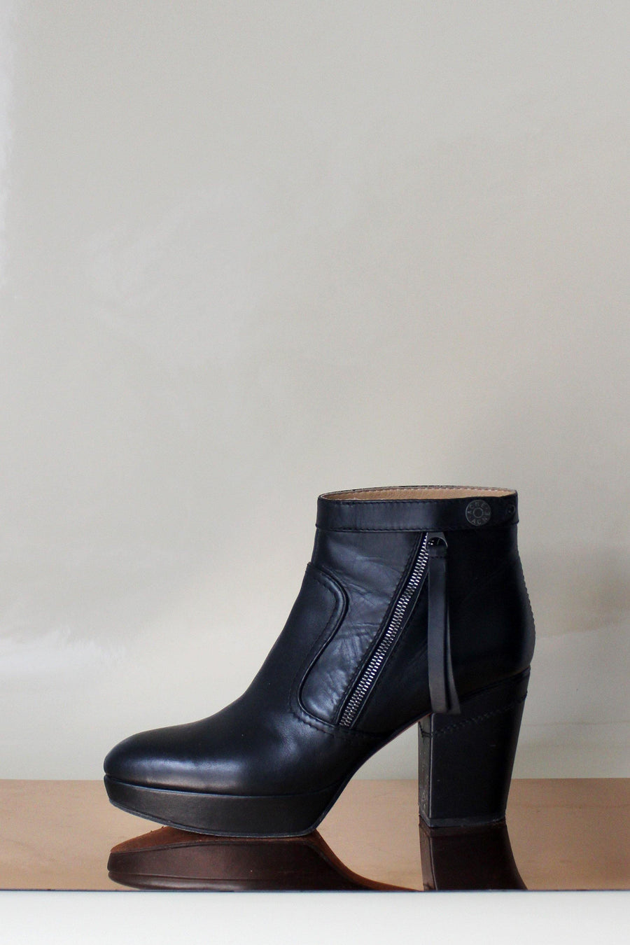 imod forstørrelse Silicon ACNE STUDIOS Track Boots – The Good Store Berlin