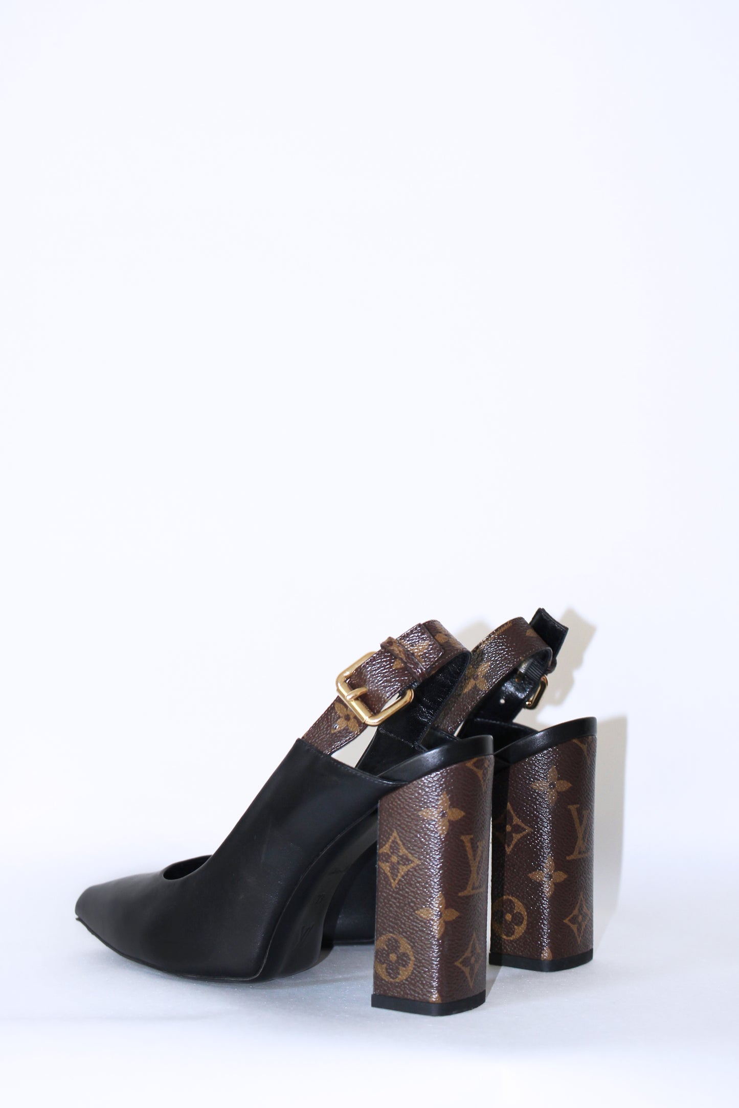 LOUIS VUITTON Heels