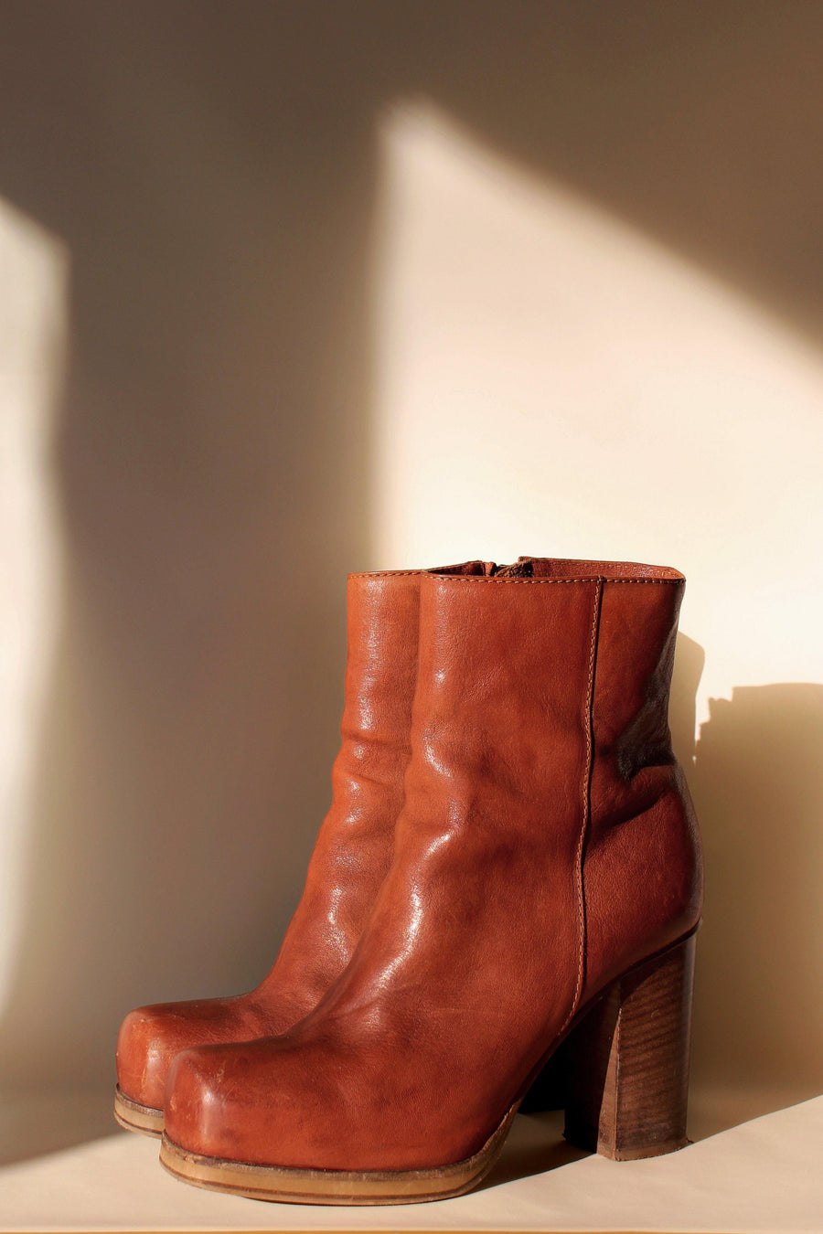 ACNE STUDIOS Rider Boots - The Good Store Berlin