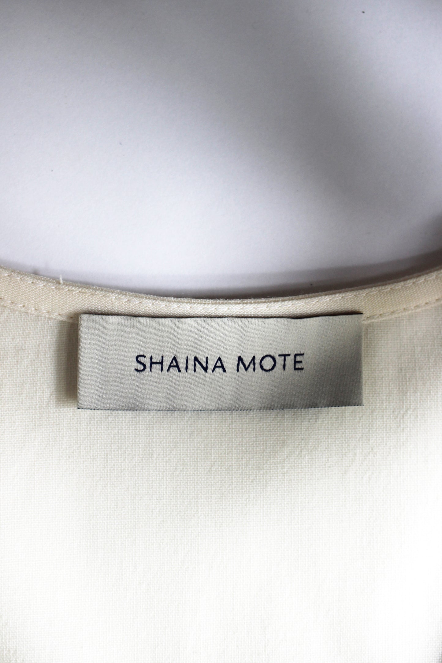 SHAINA MOTE Top