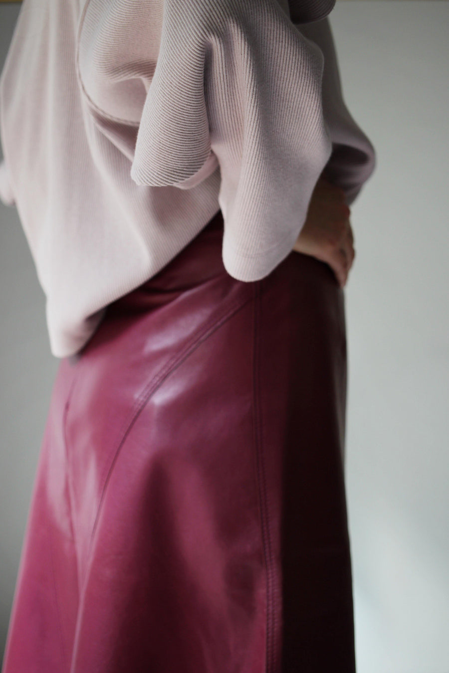 ESCADA Leather Skirt - The Good Store Berlin