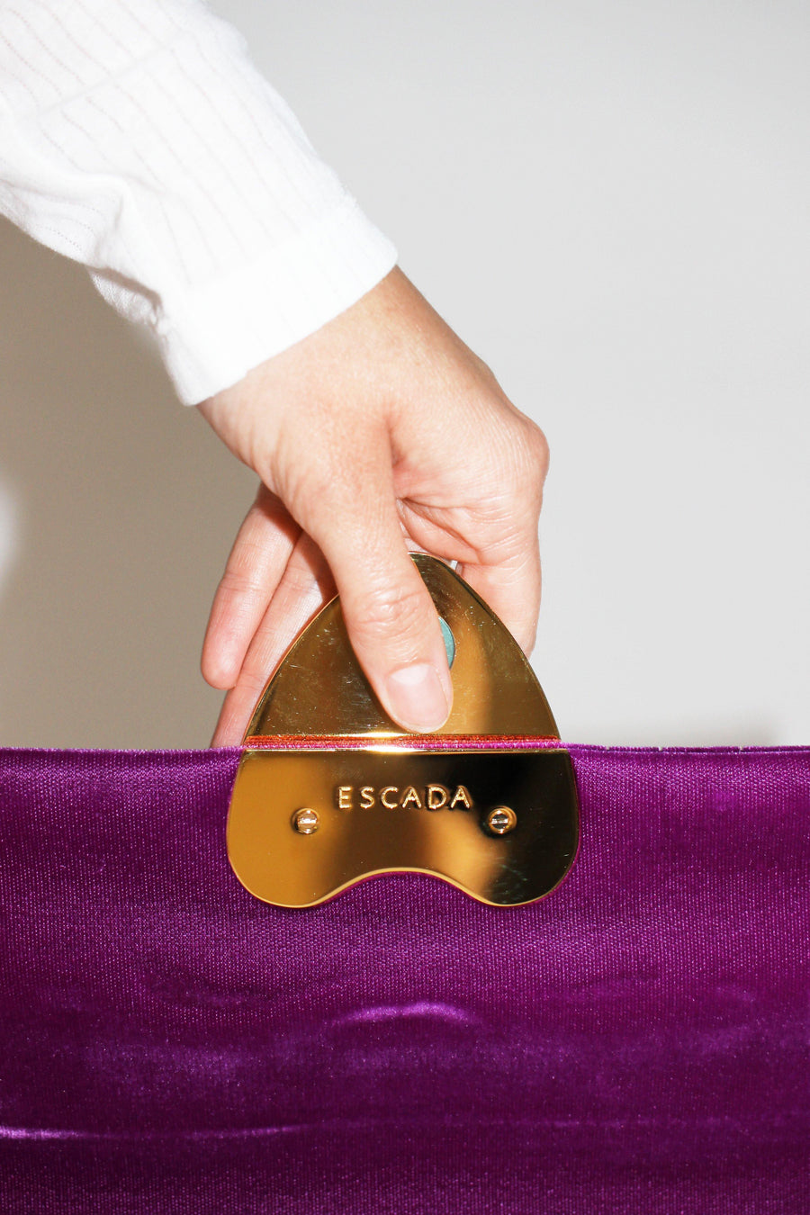 ESCADA CLUTCH - The Good Store Berlin