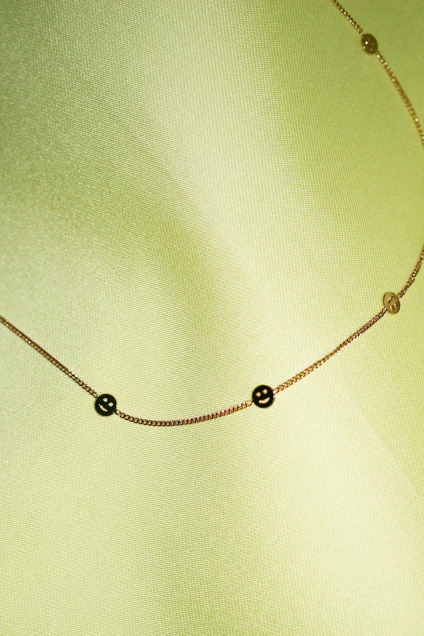 MALAIKARAISS SMILEY ALL OVER Necklace