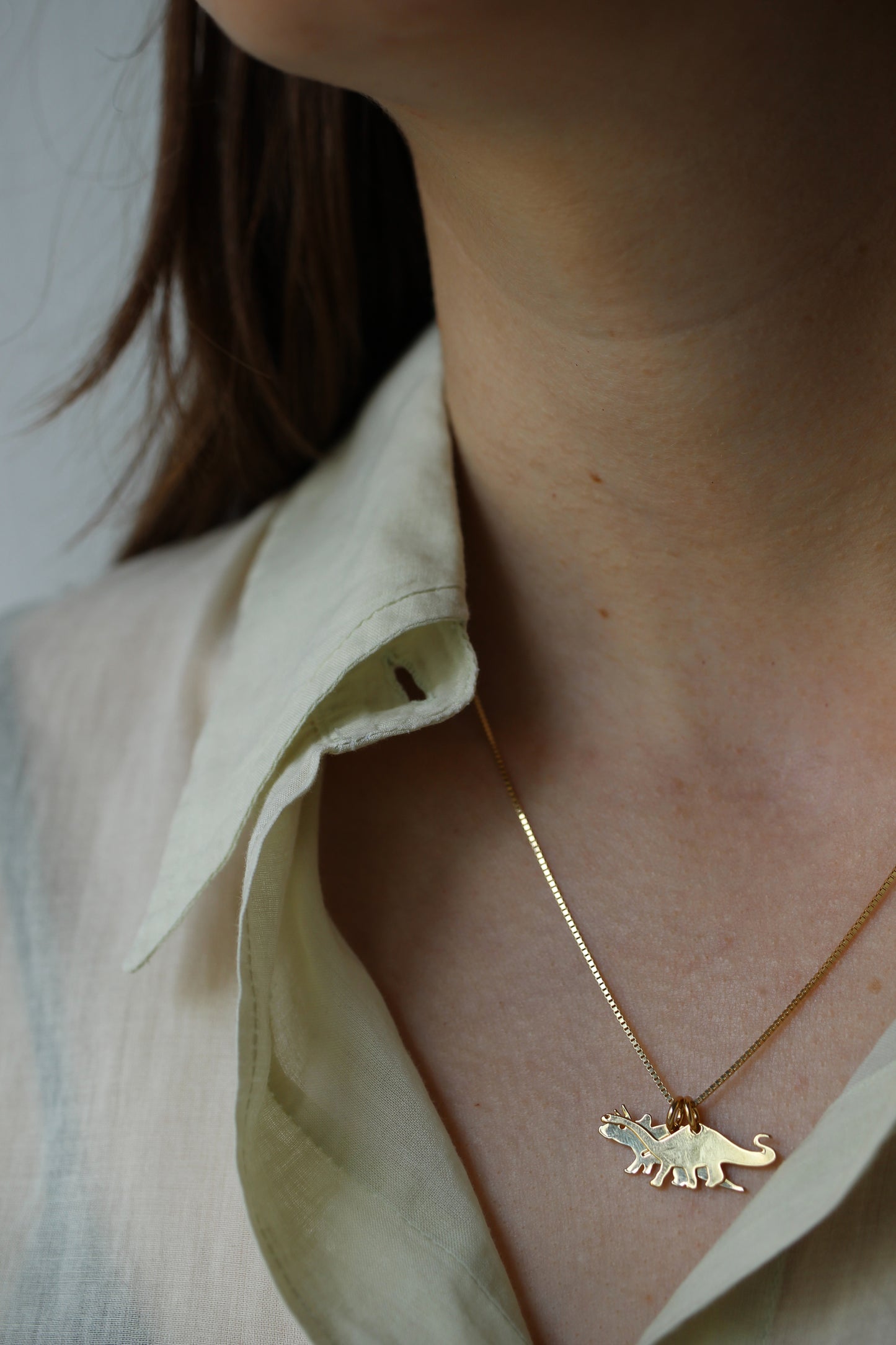 MALAIKARAISS DINOLOVE-  Brontosaurus Necklace
