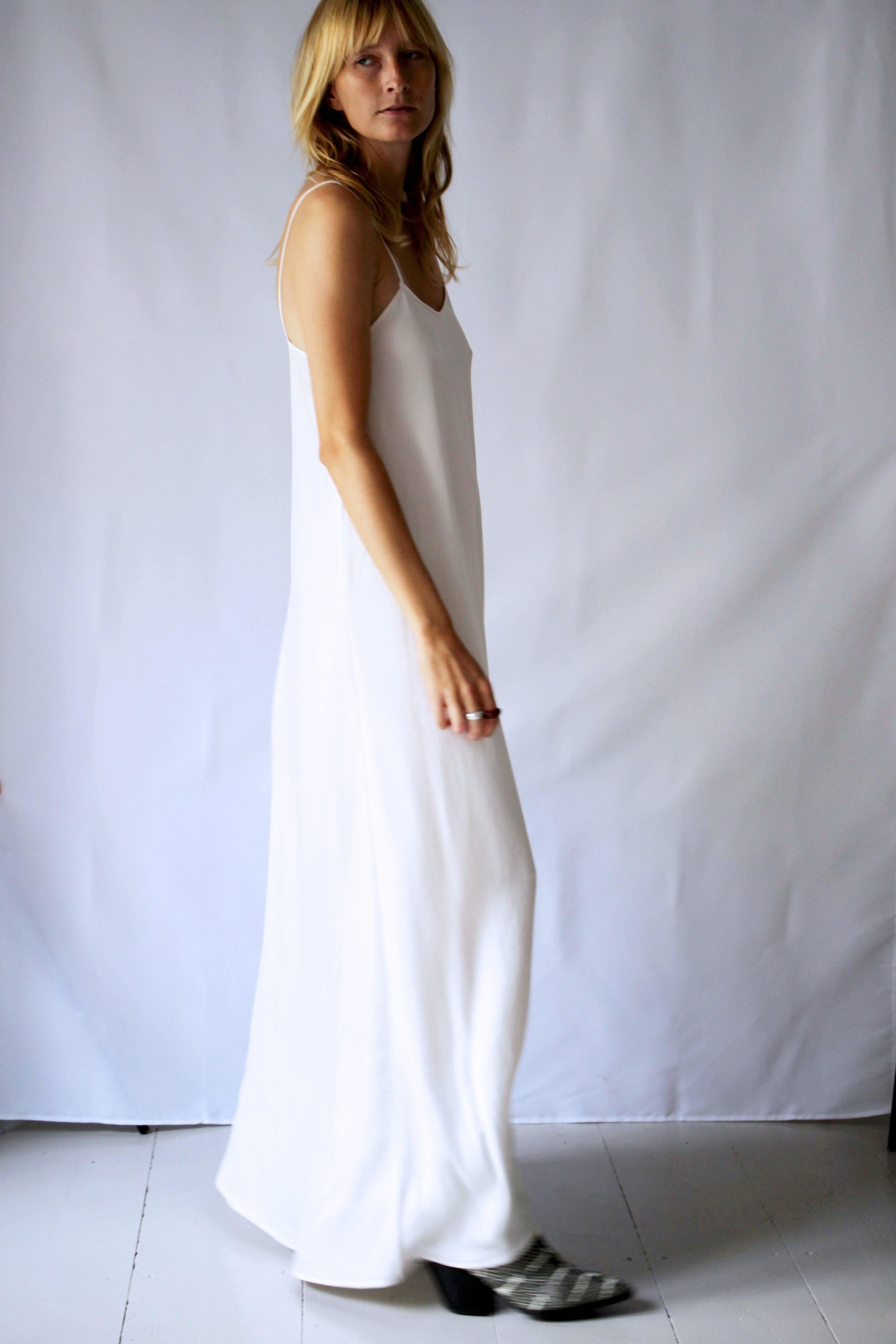 GOOD SLIP DRESS IVORY - The Good Store Berlin