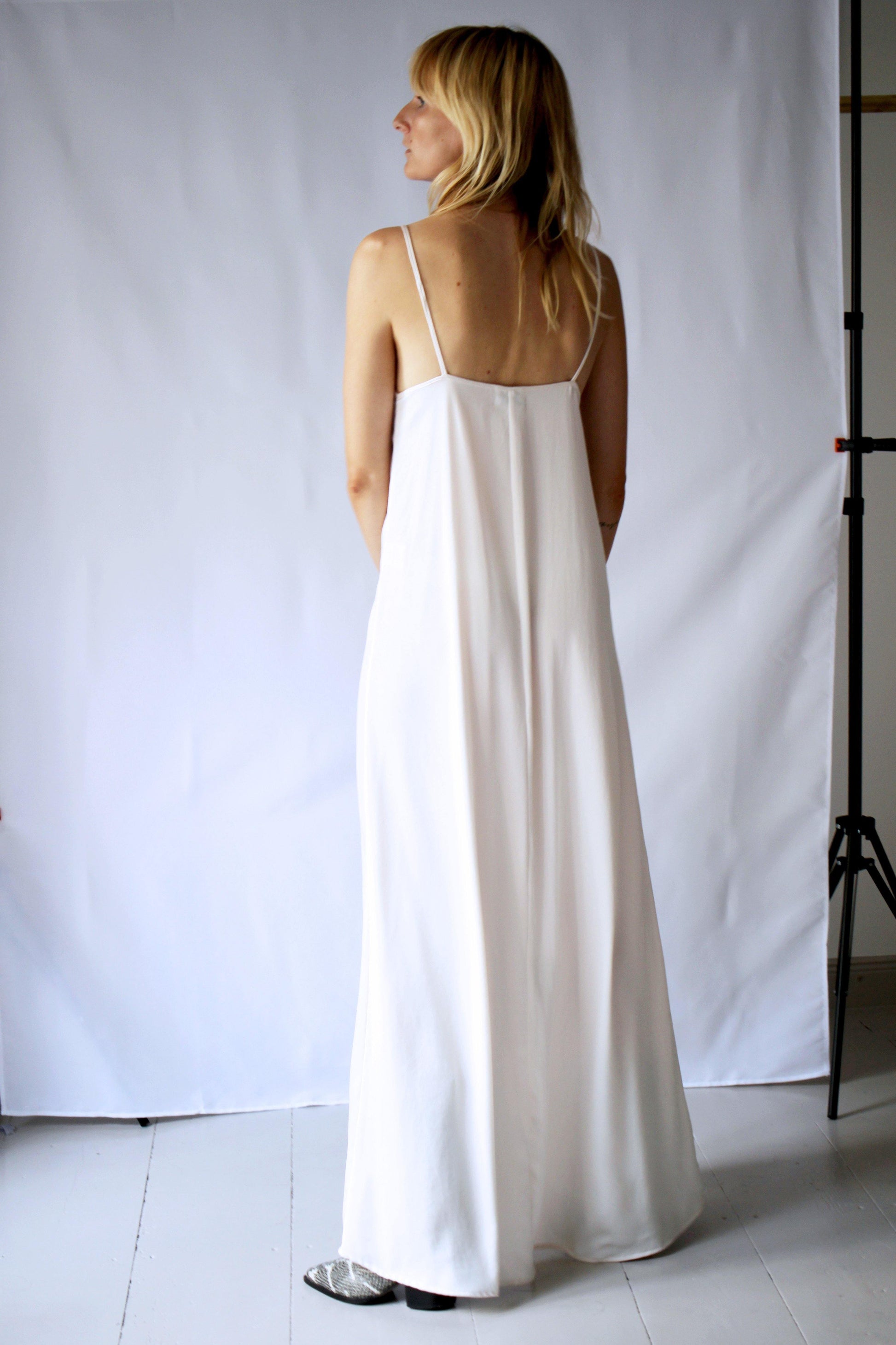 GOOD SLIP DRESS IVORY - The Good Store Berlin
