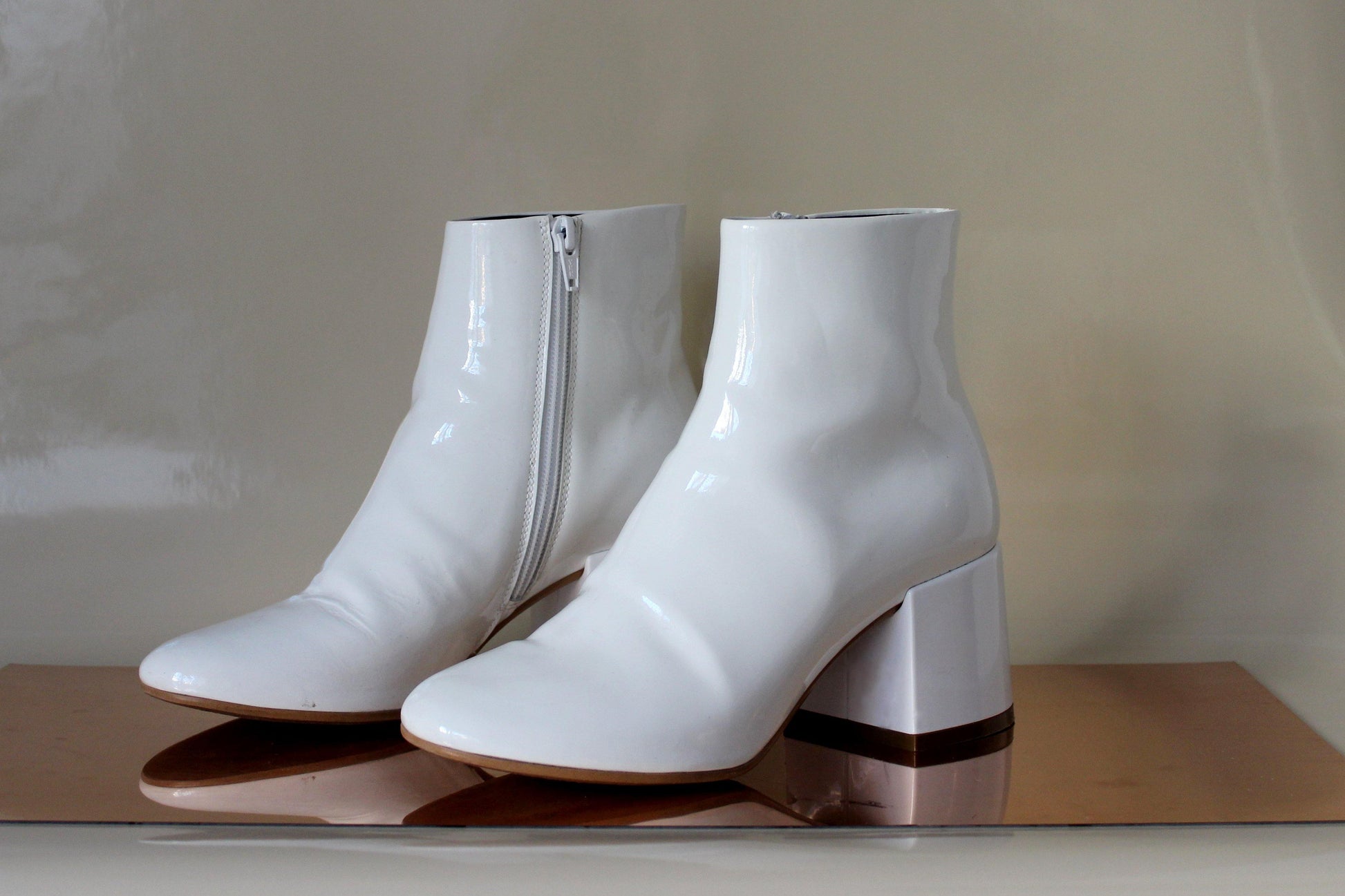 MAISON MARTIN MARGIELA Patent  Leather Boots - The Good Store Berlin
