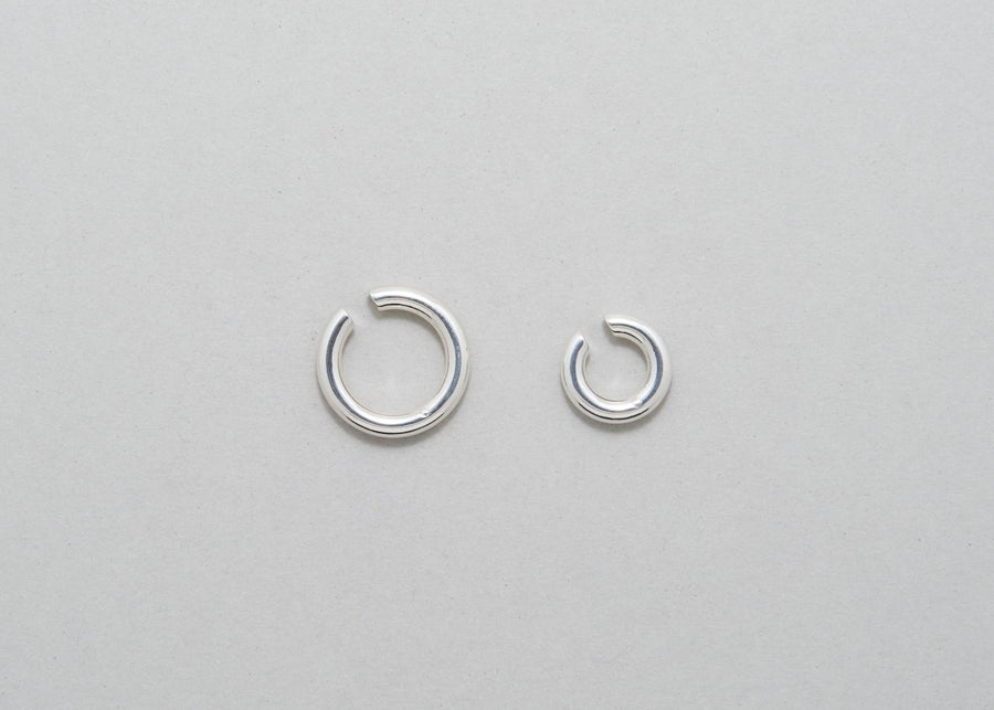 SASKIA DIEZ - BOLD EARCUFF  NO 3 SILVER